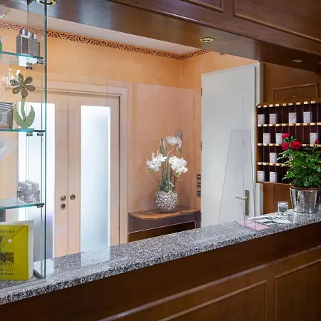 Hotell Elisa &