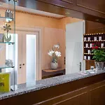 Hotel Elisa &