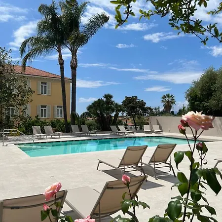 Elisa & 3* Bordighera