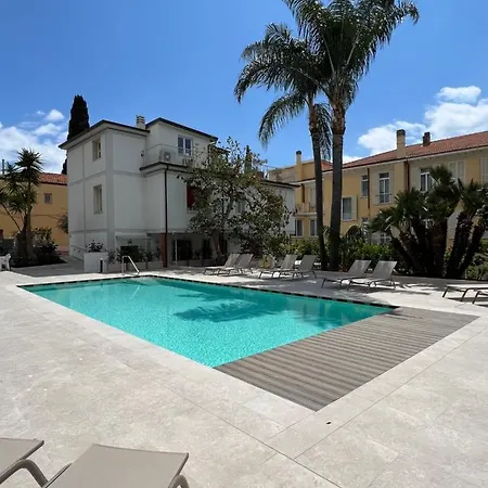 Elisa & 3* Bordighera