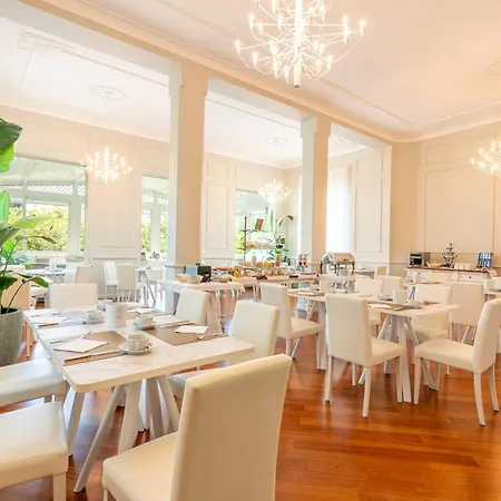 Elisa & 3* Bordighera