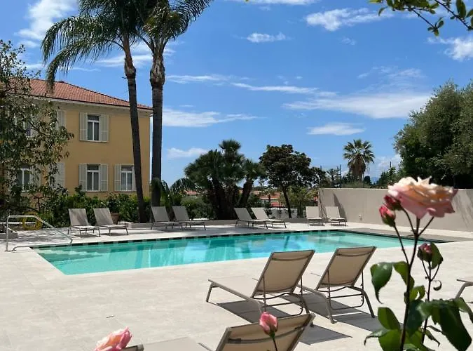 Elisa & 3* Bordighera